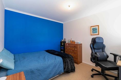 Photo of property in 2 Sydney Crescent, Raumati South, Paraparaumu, 5032