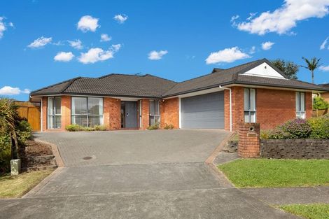 Photo of property in 11 Toledo Avenue, Henderson, Auckland, 0612