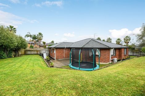 Photo of property in 4 San Domingo Rise, Henderson, Auckland, 0612