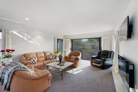 Photo of property in 5 Willow Dell, Westmorland, Christchurch, 8025