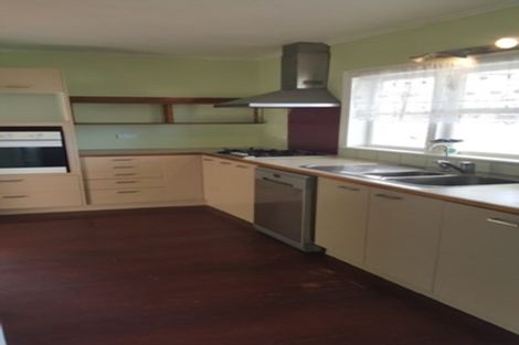 Photo of property in 14 Kokiri Street, Te Atatu South, Auckland, 0610