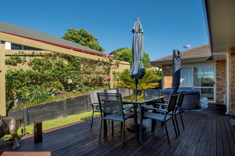 Photo of property in 1 Tautara Place, Ohauiti, Tauranga, 3112