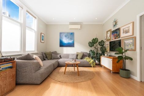 Photo of property in 166 Owen Street, Newtown, Wellington, 6021