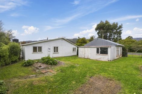 Photo of property in 11 Pitt Street, Waitati, 9085