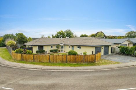 Photo of property in 16 Malthouse Crescent, Brightwater, 7022