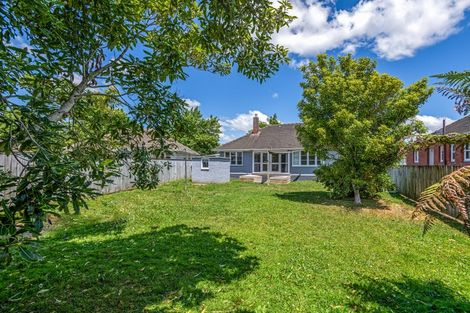 Photo of property in 41 Rangiora Avenue, Roslyn, Palmerston North, 4414