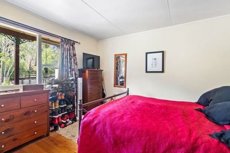 Photo of property in 51 Sterling Road, Paparoa, 0571