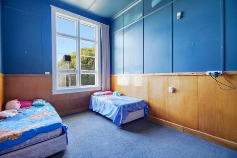 Photo of property in 63 Hastings Street, Ohai, 9635