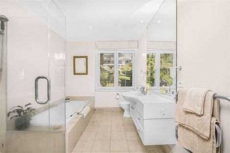 Photo of property in 27 Evelyn Road, Cockle Bay, Auckland, 2014