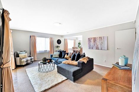 Photo of property in 8c Greenhill Crescent, Pakuranga, Auckland, 2010