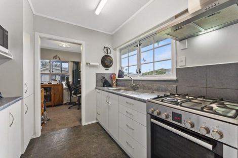 Photo of property in 7 Fox Place, Cloverlea, Palmerston North, 4412