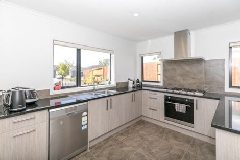 Photo of property in 20 Patatee Terrace, Baverstock, Hamilton, 3200