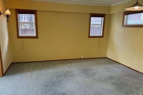 Photo of property in 140 Victoria Avenue, Hokowhitu, Palmerston North, 4410