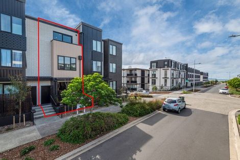 Photo of property in 2/19 Windlass Street, Long Bay, Auckland, 0630