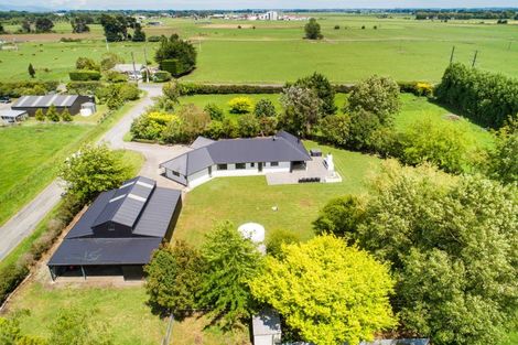 Photo of property in 1999 Longburn Rongotea Road, Longburn, Palmerston North, 4475