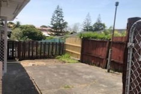 Photo of property in 1/81 Seabrook Avenue, New Lynn, Auckland, 0600