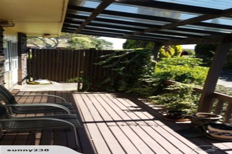 Photo of property in 1/20 Halldene Terrace, Red Beach, 0932