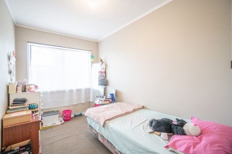 Photo of property in 27 Mcleavey Drive, Kelvin Grove, Palmerston North, 4414