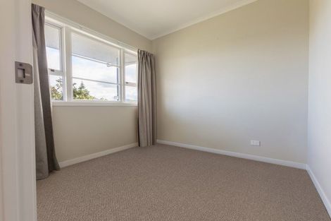 Photo of property in 69 Barraud Street, Dannevirke, 4930