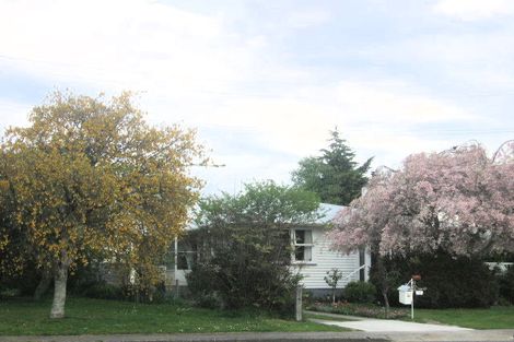 Photo of property in 11 Puweto Street, Selwyn Heights, Rotorua, 3015