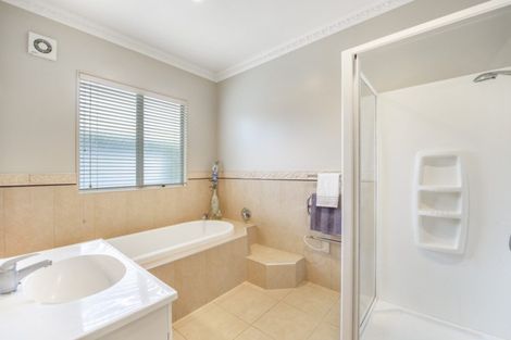 Photo of property in 39 Caversham Drive, Rototuna, Hamilton, 3210