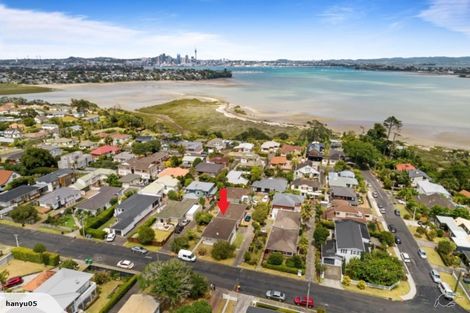 Photo of property in 10a Walter Street, Fairfield, Hamilton, 3214