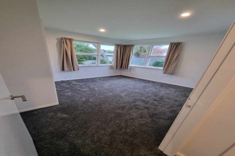 Photo of property in 13 Lucienne Place, Hillsborough, Christchurch, 8022