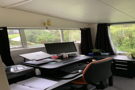 Photo of property in 1/10 Scarlock Avenue, Browns Bay, Auckland, 0630