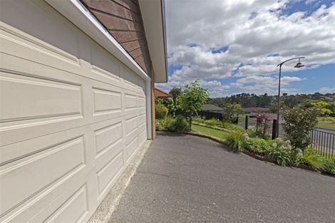 Photo of property in 70 Ruze Vida Drive, Massey, Auckland, 0614