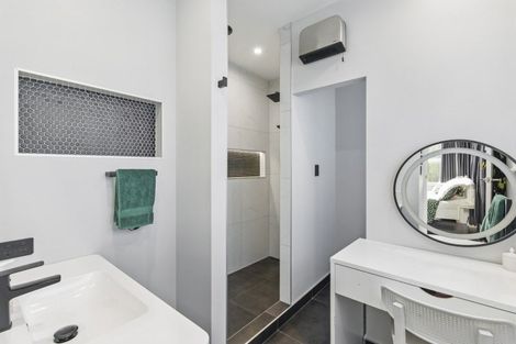 Photo of property in 2 Weld Street, Levin, 5510