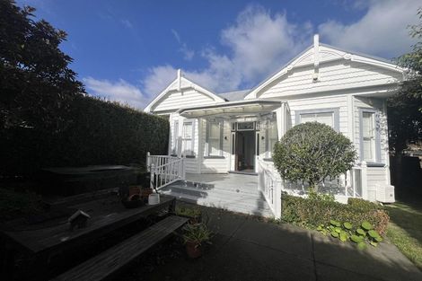 Photo of property in 25 New Windsor Road, Avondale, Auckland, 0600