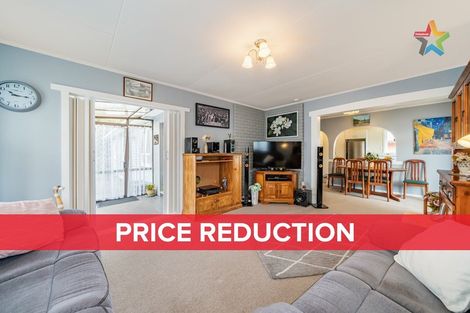 Photo of property in 42 Coast Road, Wainuiomata, Lower Hutt, 5014