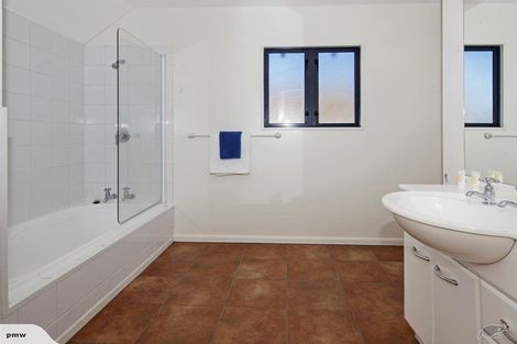 Photo of property in 2/21 Stoneyhurst Street, St Albans, Christchurch, 8014