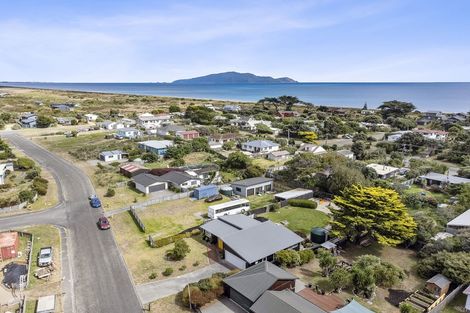 Photo of property in 51 Gawler Street, Te Horo Beach, Otaki, 5581