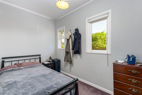 Photo of property in 6 Howden Road, Fairfield, Hamilton, 3214