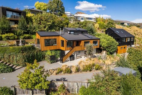 Photo of property in 73 Cotter Avenue, Arrowtown, 9302