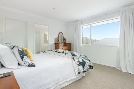 Photo of property in 91 Ballintoy Park Drive, Welcome Bay, Tauranga, 3175