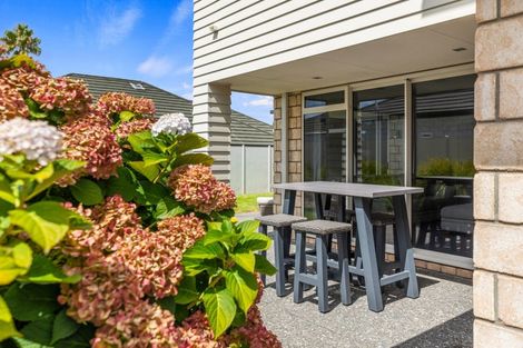 Photo of property in 49 Oceania Sands Way, Papamoa Beach, Papamoa, 3118