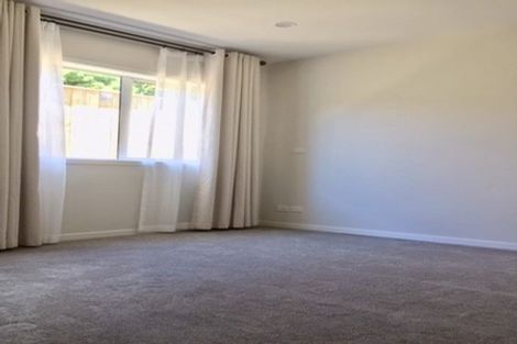 Photo of property in 80 Armstrong Farm Drive, East Tamaki Heights, Auckland, 2016