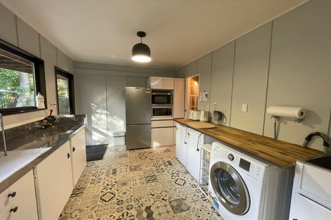 Photo of property in 56 Muritai Crescent, Havelock North, 4130