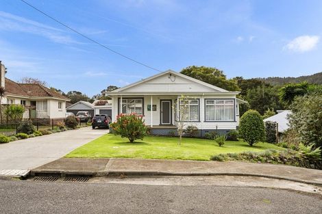 Photo of property in 23 Shortland Street, Regent, Whangarei, 0112