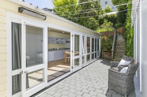 Photo of property in 360 Tinakori Road, Thorndon, Wellington, 6011