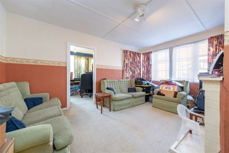 Photo of property in 50 Compton Crescent, Taita, Lower Hutt, 5011