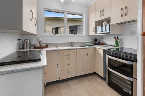 Photo of property in 27 Paramount Parade, Tikipunga, Whangarei, 0112