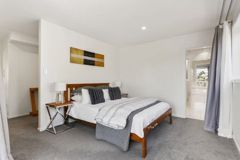 Photo of property in 52a Sycamore Drive, Sunnynook, Auckland, 0620