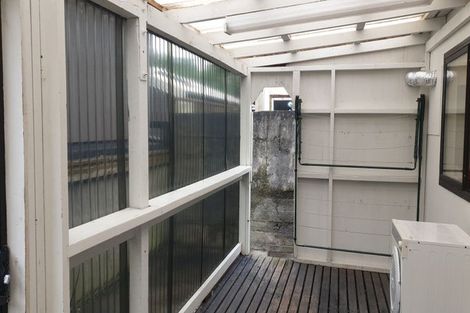 Photo of property in 58 Owhiro Bay Parade, Owhiro Bay, Wellington, 6023