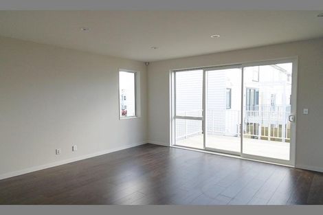 Photo of property in 28 Nephrite Lane, Henderson, Auckland, 0610