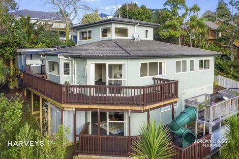 Photo of property in 13a West Lynn Road, Titirangi, Auckland, 0604