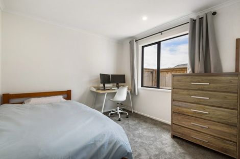 Photo of property in 17 Omahuru Road, Glenbrook, 2681