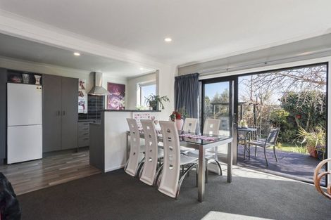 Photo of property in 1/328 Main North Road, Redwood, Christchurch, 8051